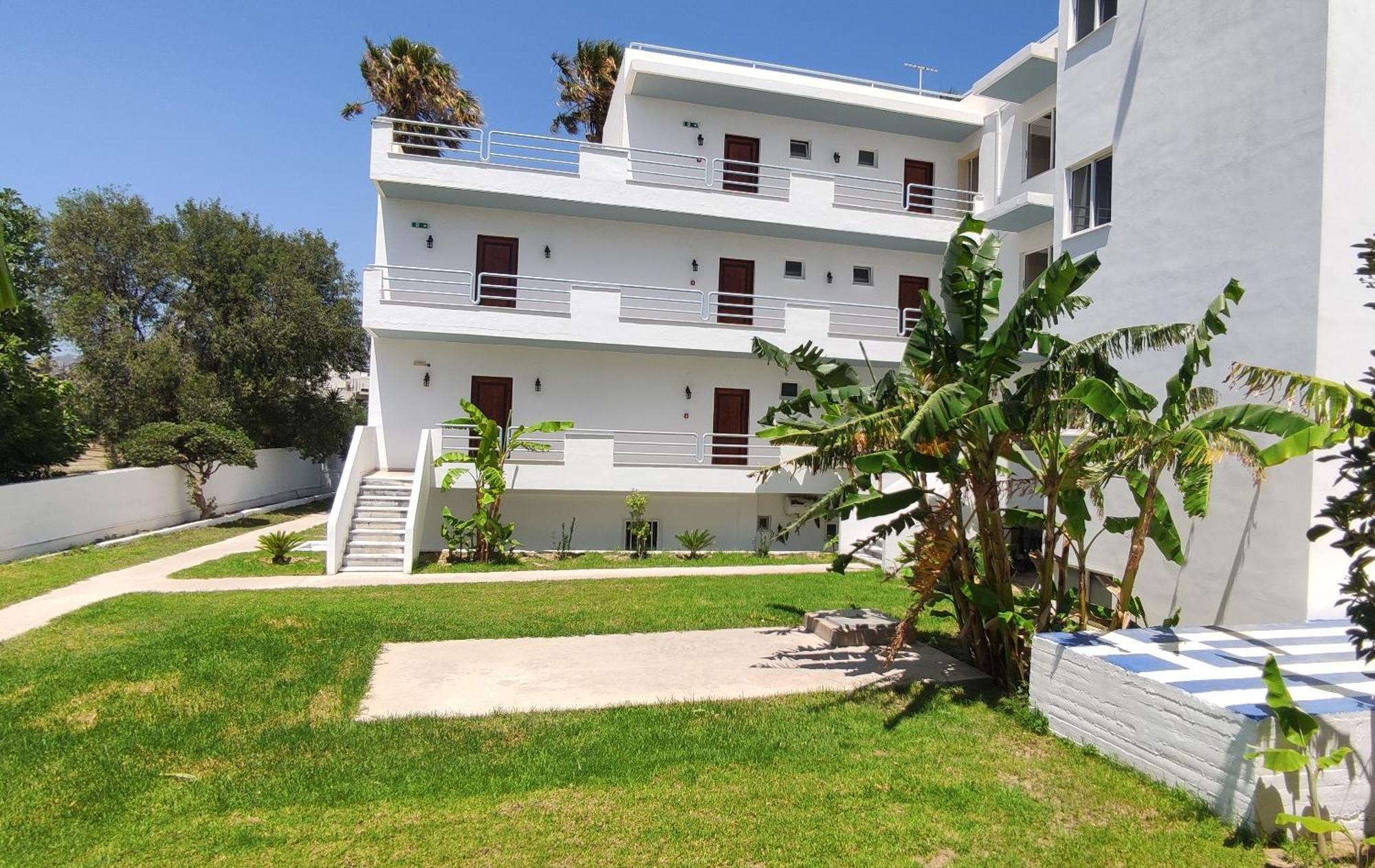 Hotel Elga & 2*
