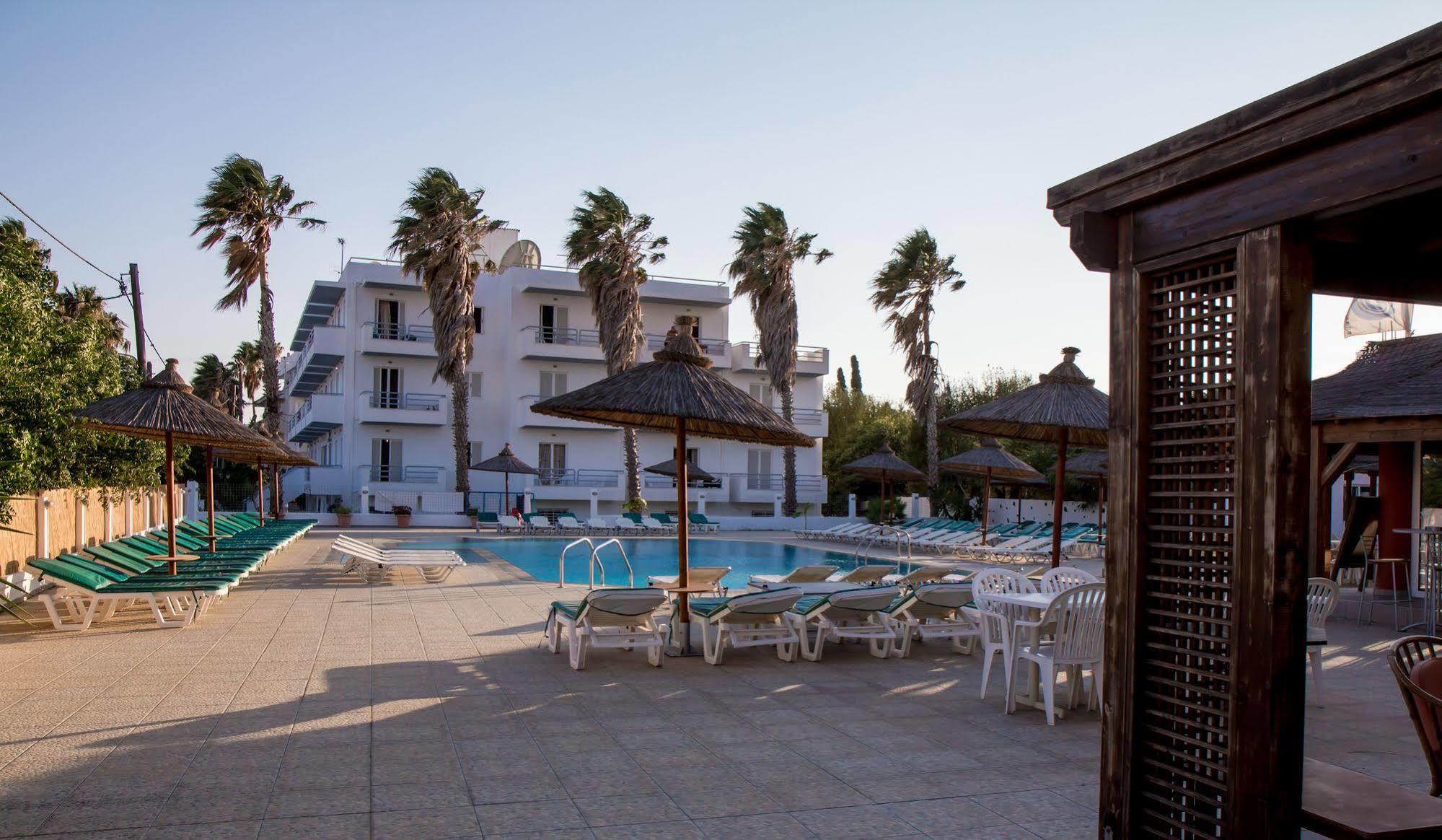 Hotel Elga & 2*