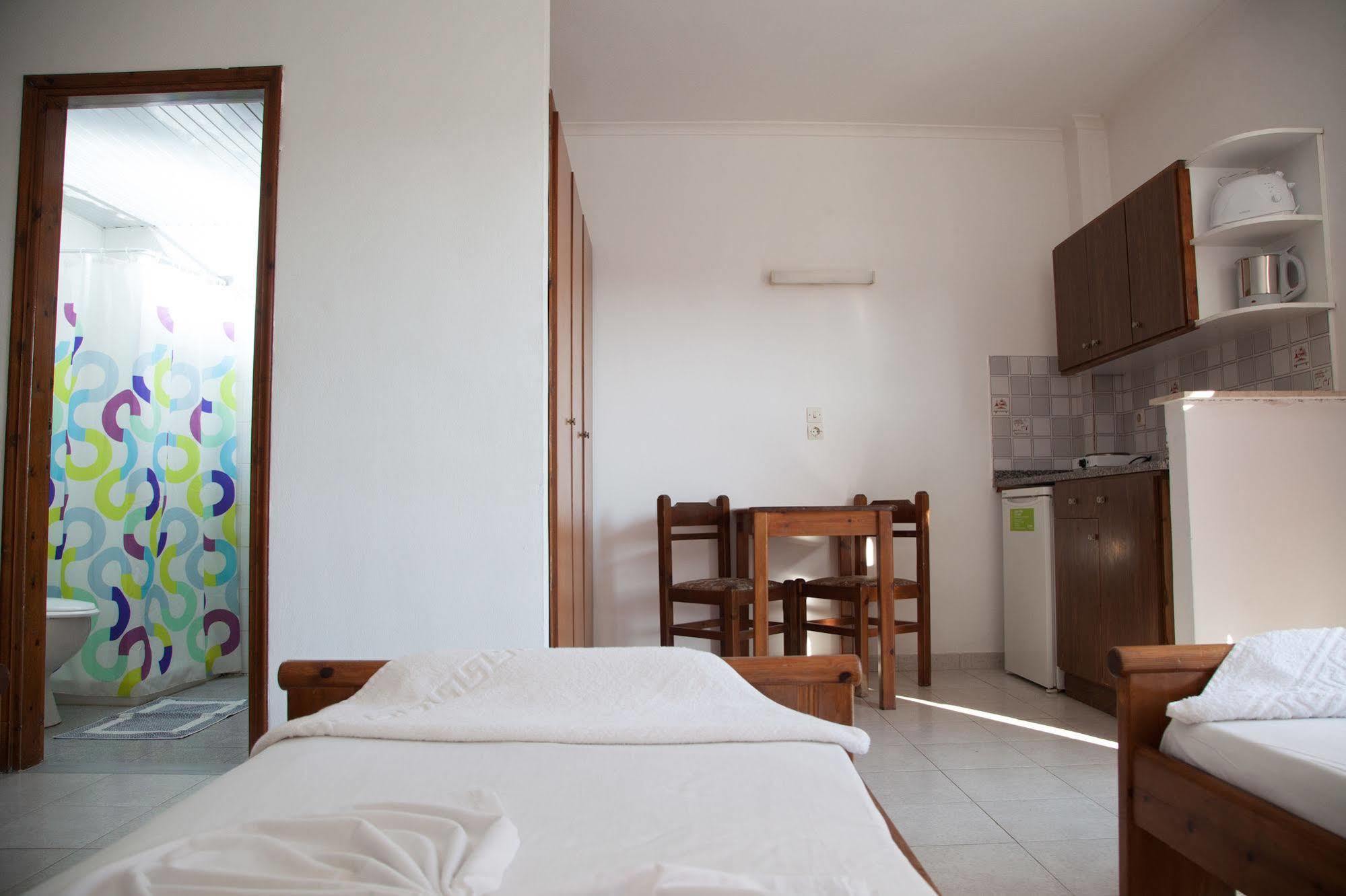 Hotel Elga & 2*